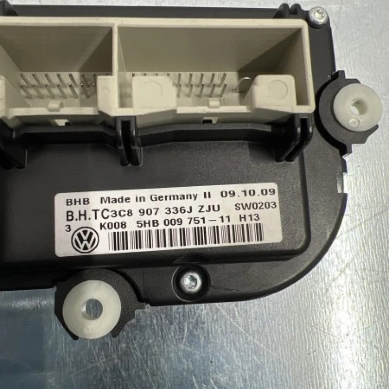 Panou climatronic / Volkswagen Golf MK6 2010 / Climatizare