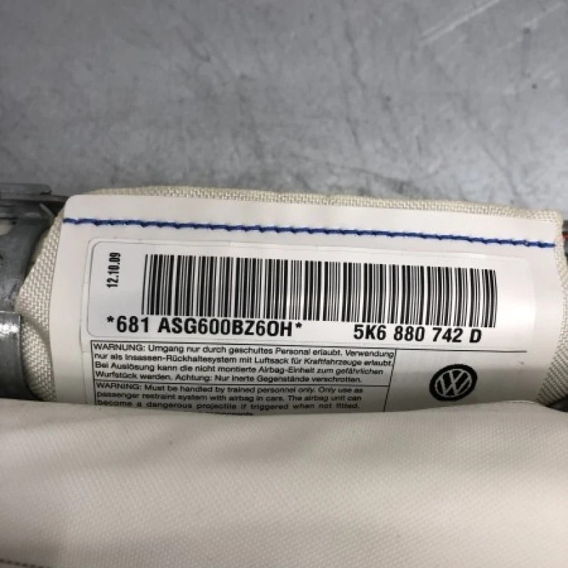 Airbag cortina dreapta / Volkswagen Golf MK6 2010 / Interior