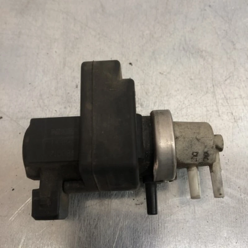 Supapa vacuum / Nissan   2009 / Audio si electronice