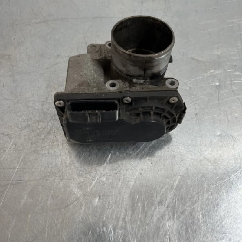 Clapeta de acceleratie / Nissan   2009 / Motor, racire si evacuare