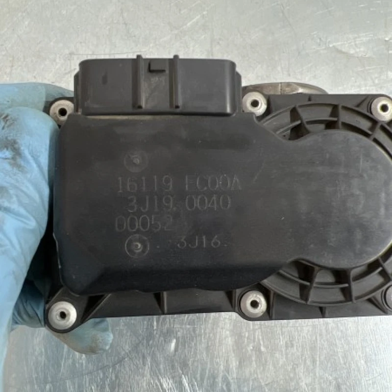 Clapeta de acceleratie / Nissan   2009 / Motor, racire si evacuare