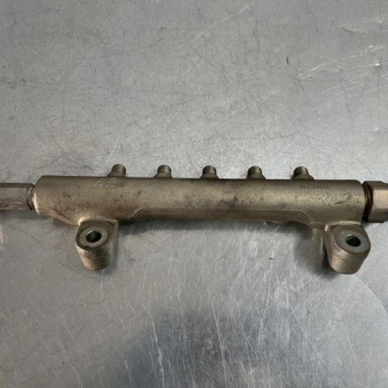 Rampa injectoare cu senzor Nissan Navara D40 2009