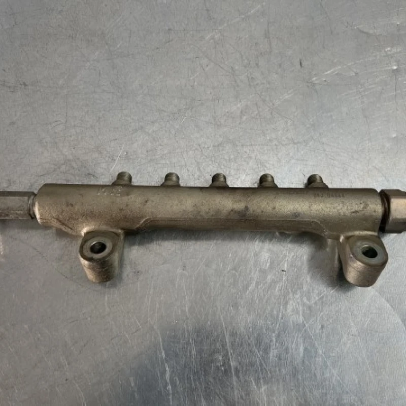 Rampa injectoare cu senzor / Nissan   2009 / Motor, racire si evacuare