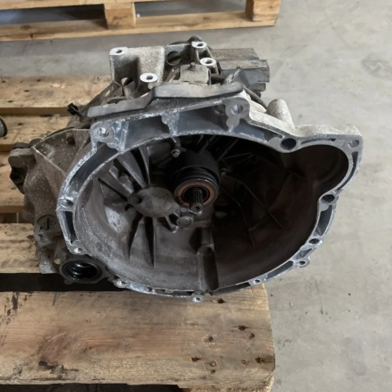 Cutie de viteze manuala / Ford Fiesta MK6 2011 / Cutie viteze, ambreiaj, transmisie