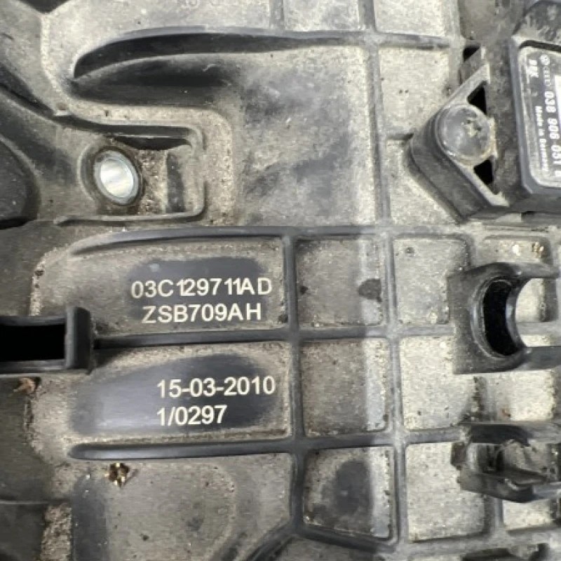 Galerie de admisie / Volkswagen Passat B7 2013 / Motor, racire si evacuare