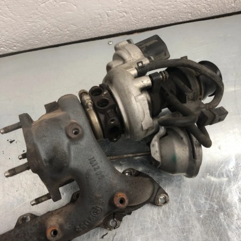 Turbosuflanta turbo turbina / Skoda Octavia 2 1Z 2010 / Motor, racire si evacuare