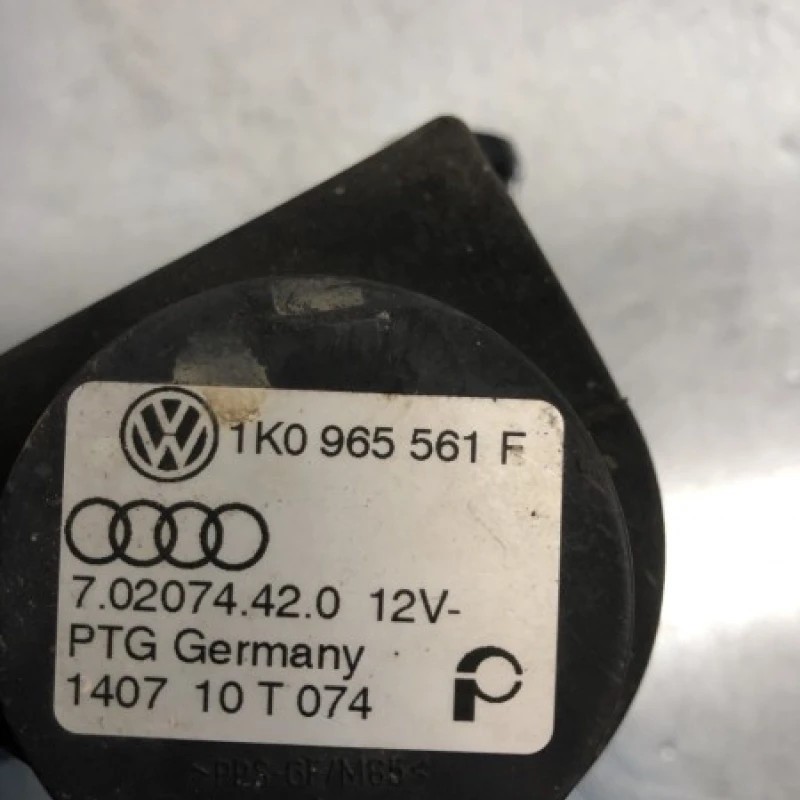Pompa auxiliara recirculare apa / Skoda Octavia 2 1Z 2010 / Motor, racire si evacuare