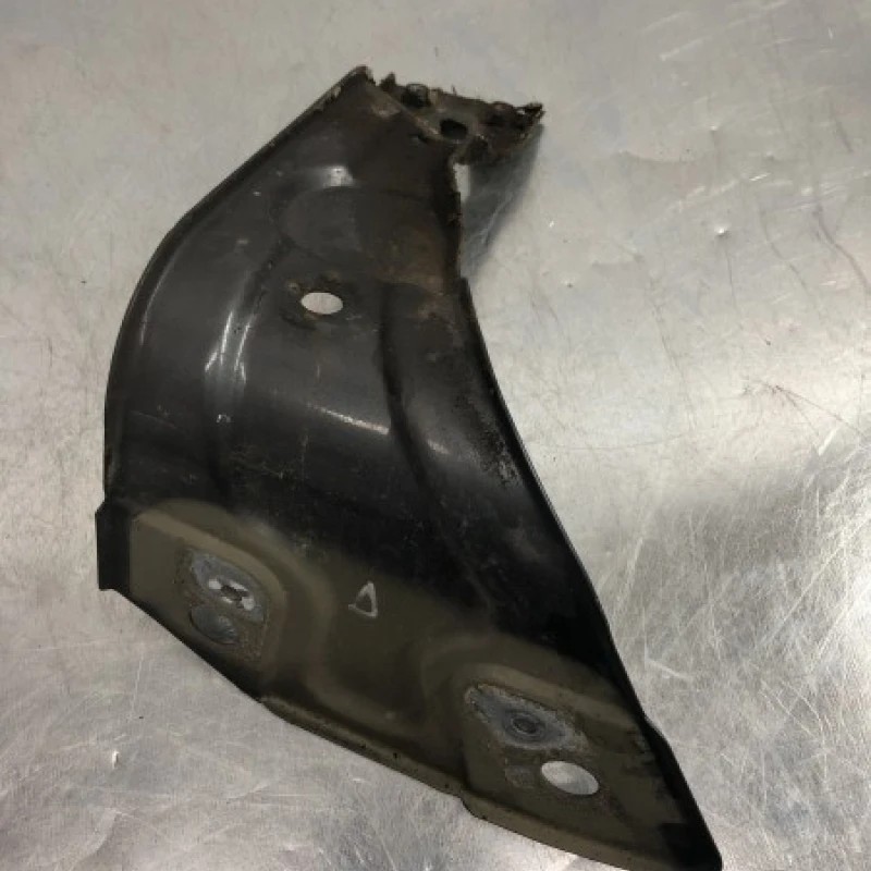 Suport aripa stanga dreapta / Skoda Octavia 2 1Z 2010 / Caroserie, oglinzi si faruri