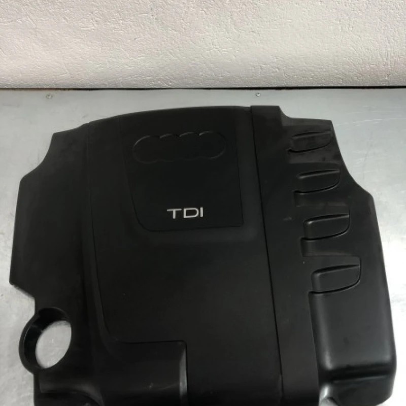 Capac motor / Audi A4 B8 facelift 2015 / Motor, racire si evacuare
