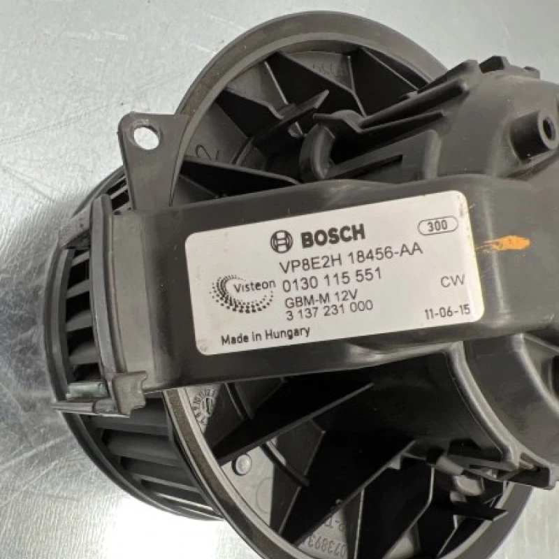 Ventilator aeroterma bord / Ford Fiesta MK6 2011 / Climatizare