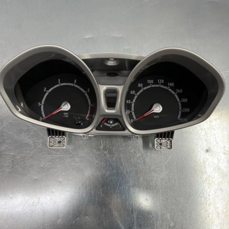 Ceas bord / Ford Fiesta MK6 2011 / Audio si electronice