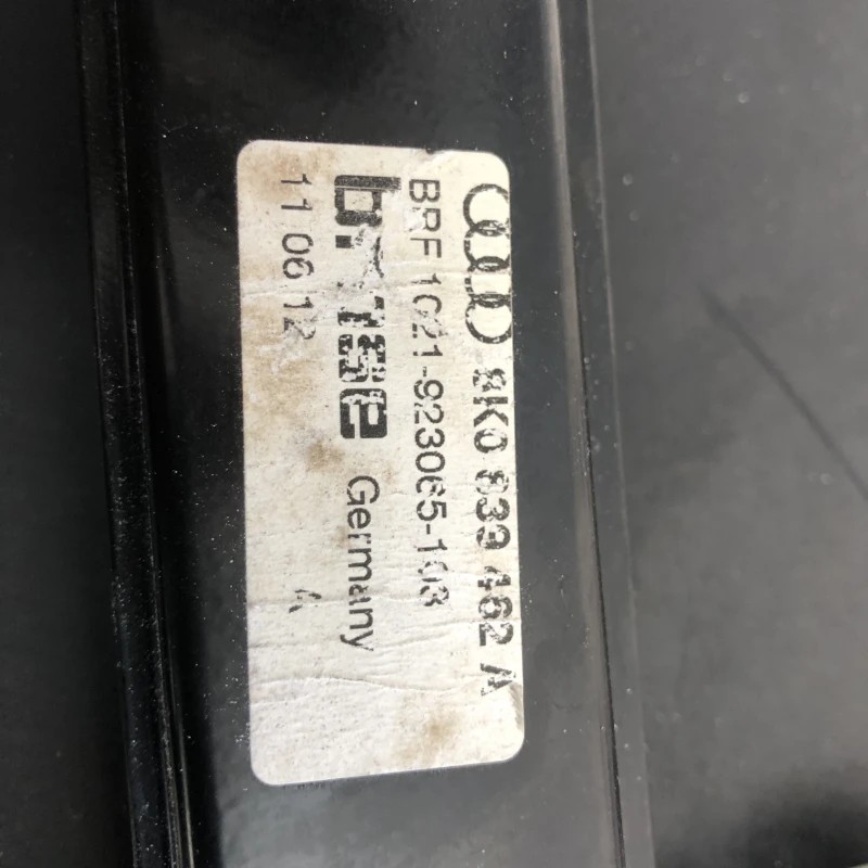 Macara geam dreapta spate / Audi A4 B8 2013 / Caroserie, oglinzi si faruri