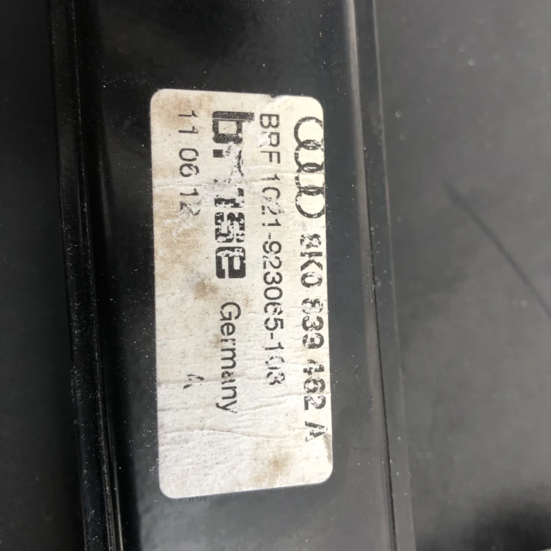 Macara geam dreapta spate / Audi A4 B8 2013 / Caroserie, oglinzi si faruri