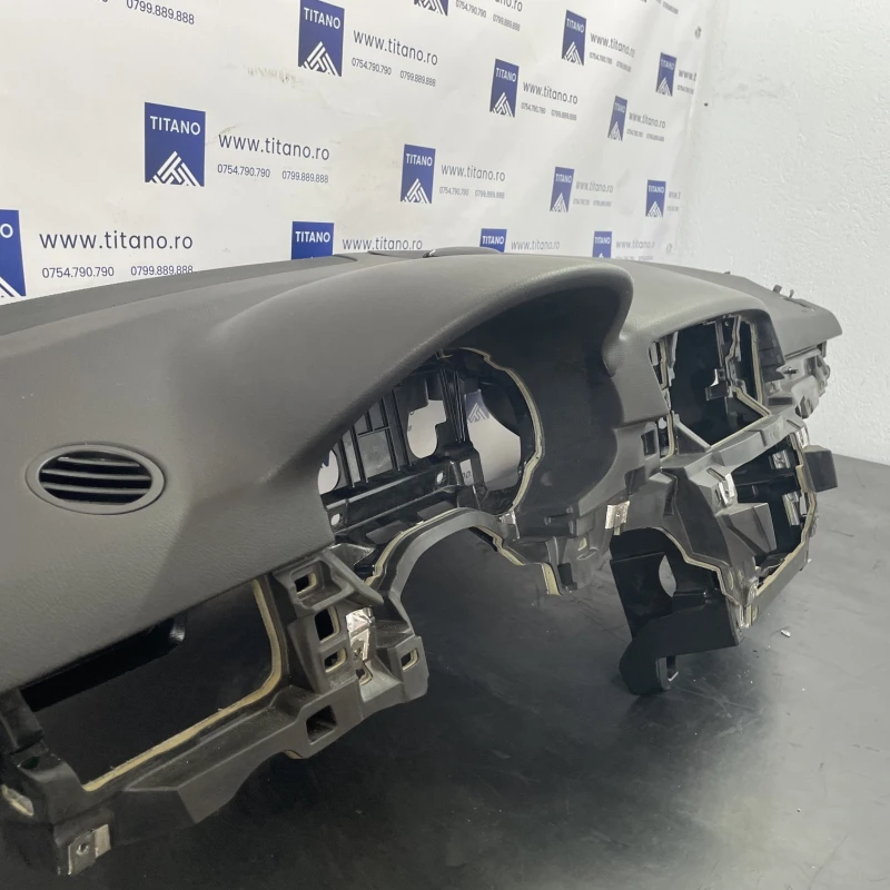 Plansa bord / Mercedes-Benz M Class W166 2012 / Interior
