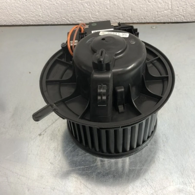 Ventilator aeroterma bord Volkswagen 