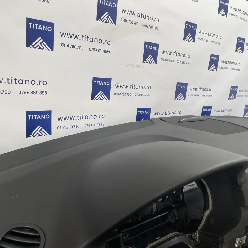 Plansa bord / Mercedes-Benz M Class W166 2012 / Interior
