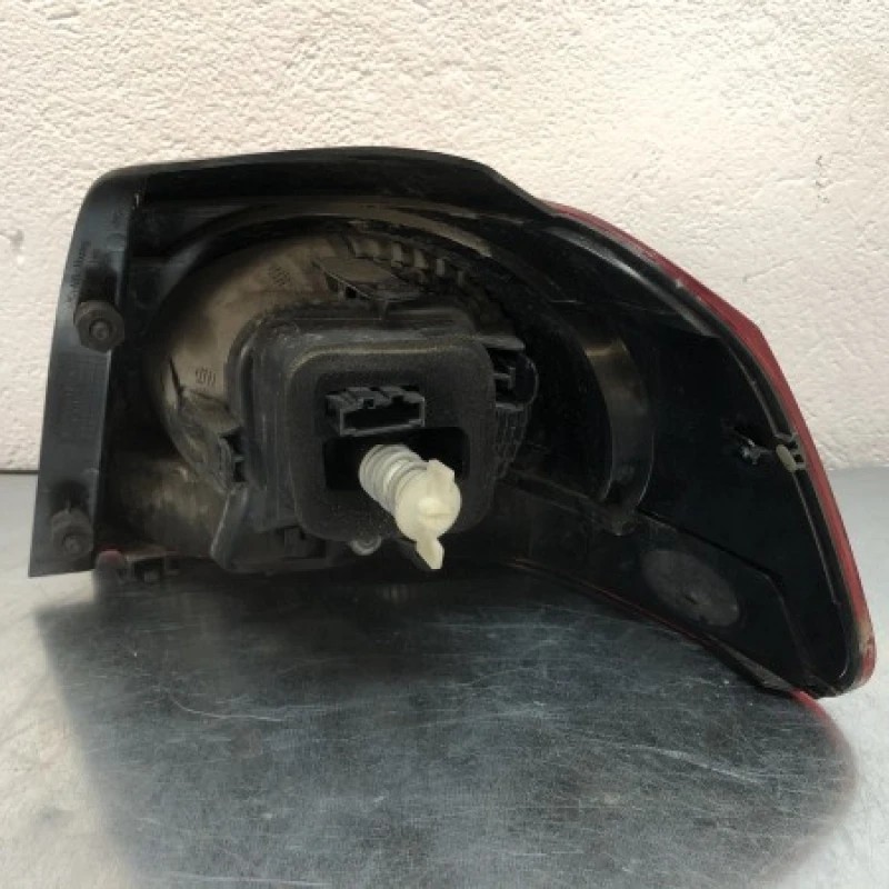 Stop stanga caroserie / Volkswagen Golf MK6 2010 / Caroserie, oglinzi si faruri