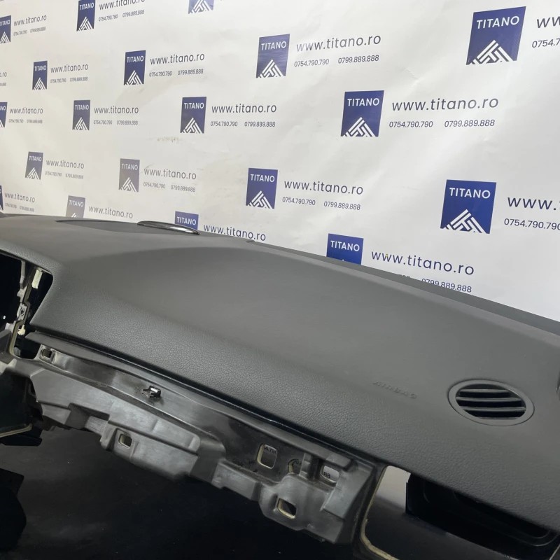 Plansa bord / Mercedes-Benz M Class W166 2012 / Interior