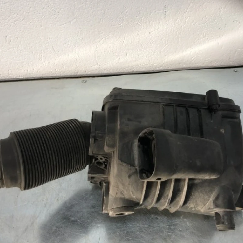 Carcasa filtru aer / Volkswagen   2010 / Motor, racire si evacuare