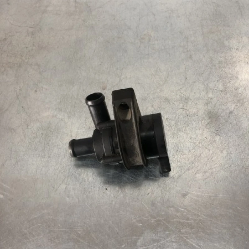 Pompa recirculare apa / Volkswagen Passat B7 2013 / Motor, racire si evacuare