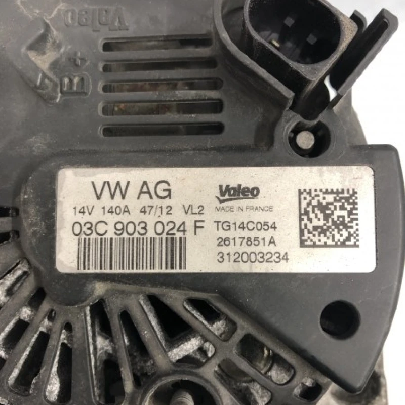 Alternator / Volkswagen Passat B7 2013 / Motor, racire si evacuare