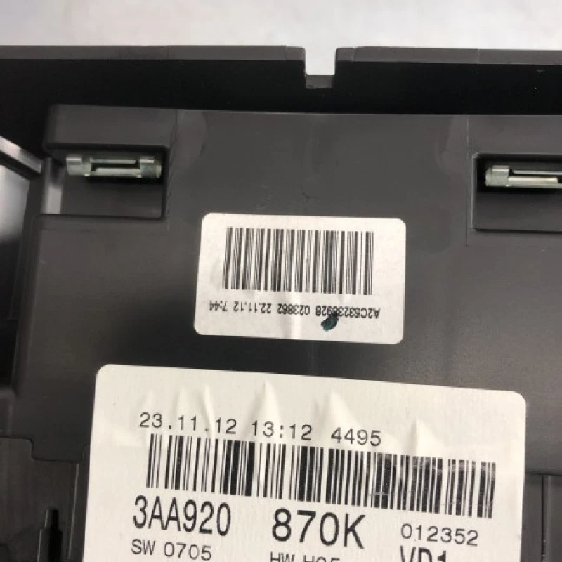 Ceas bord / Volkswagen Passat B7 2013 / Audio si electronice