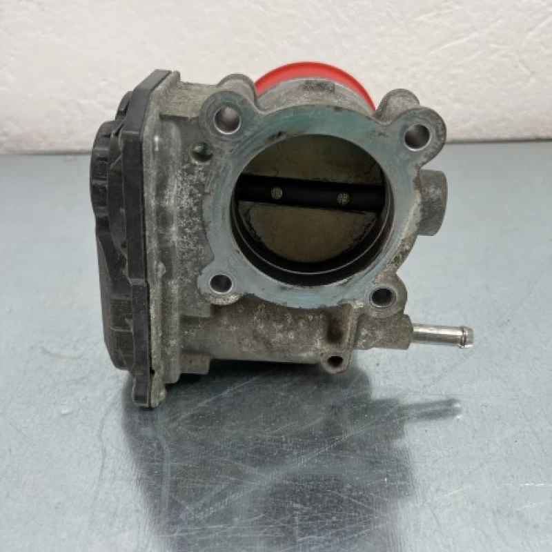 Clapeta de acceleratie / Toyota   2016 / Motor, racire si evacuare