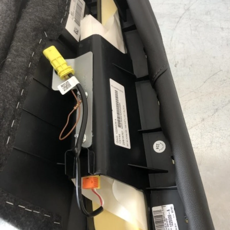 Airbag lateral spate / Opel Insignia A 2013 / Interior