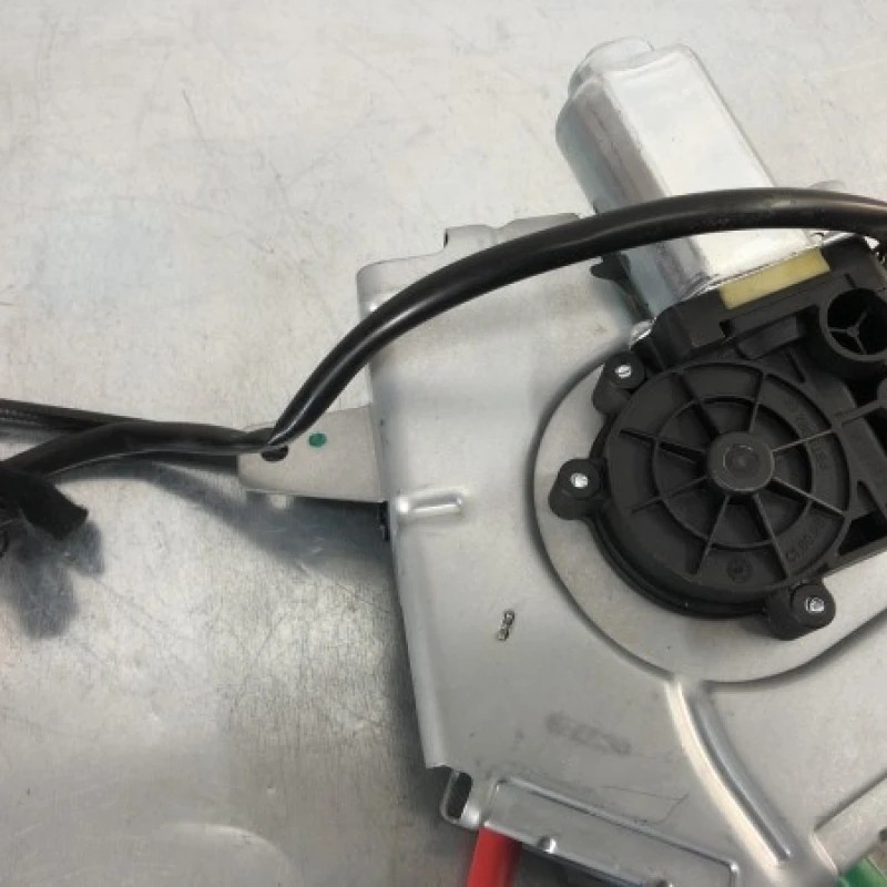 Macara haion / BMW Seria 7 F01 2011 / Caroserie, oglinzi si faruri