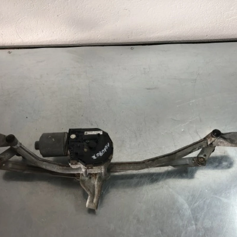 Ansamblu stergatoare parbriz cu motoras BMW 