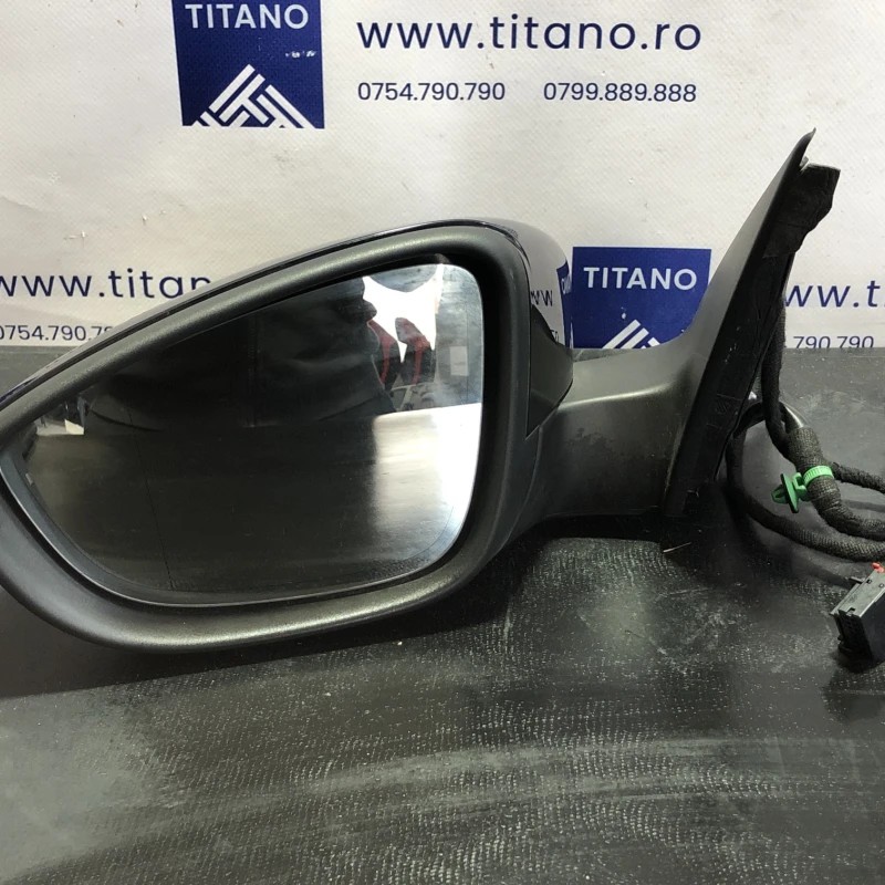 Oglinda stanga Volkswagen Passat B7 2013