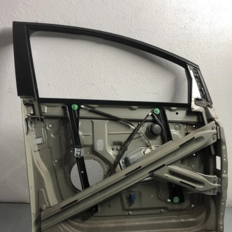Usa dreapta fata / Volkswagen Golf Plus MK5 2008 / Caroserie, oglinzi si faruri