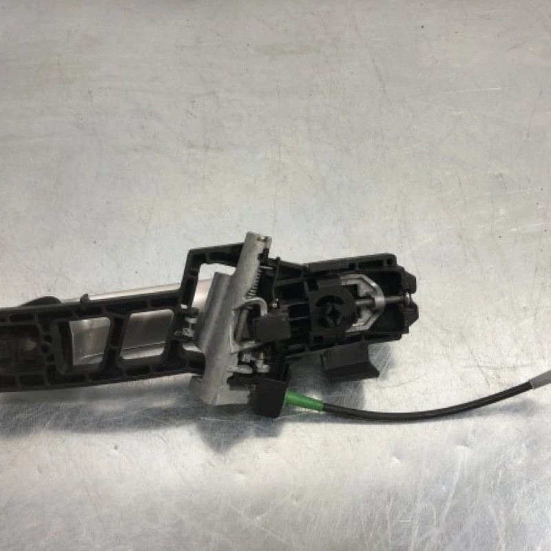 Maner usa stanga spate / Ford Focus MK3 2011 / Caroserie, oglinzi si faruri