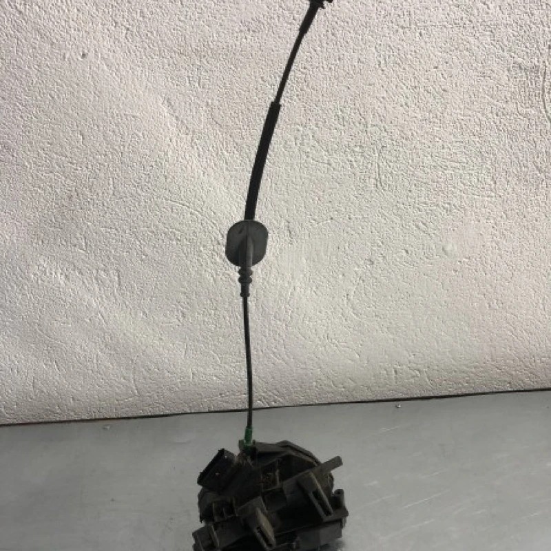 Iala broasca usa stanga spate / Ford Focus MK3 2011 / Caroserie, oglinzi si faruri