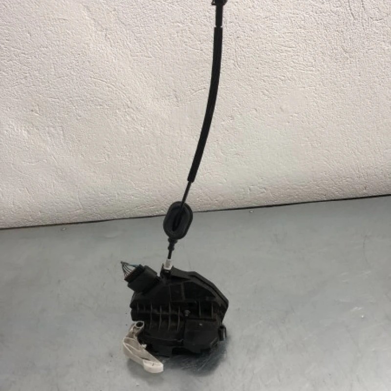 Iala broasca usa stanga fata / Ford Focus MK3 2011 / Caroserie, oglinzi si faruri