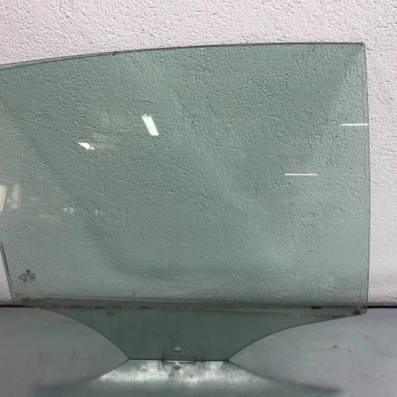 Geam dreapta spate / Volkswagen Golf Plus MK6 2012 / Caroserie, oglinzi si faruri