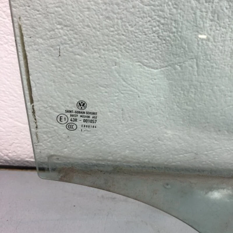 Geam dreapta spate / Volkswagen Golf Plus MK6 2012 / Caroserie, oglinzi si faruri