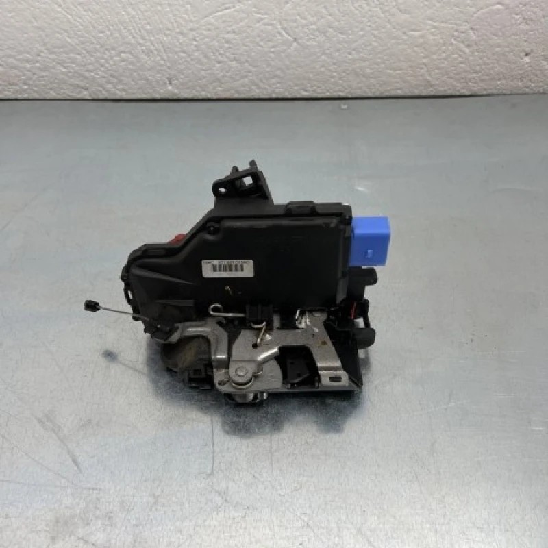 Iala broasca usa dreapta fata Volkswagen Golf Plus MK5 2008