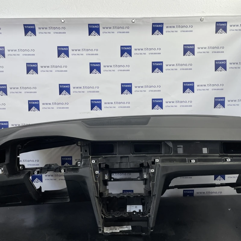 Plansa bord / Volkswagen Passat B8 2016 / Interior