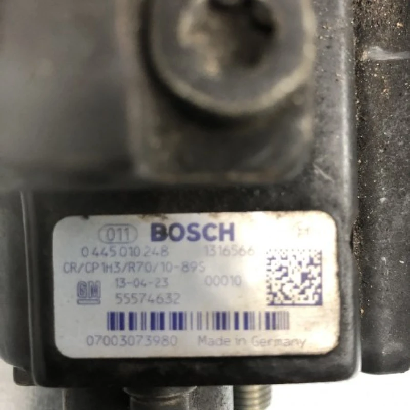 Pompa de injectie inalte / Opel Insignia A 2009 / Motor, racire si evacuare