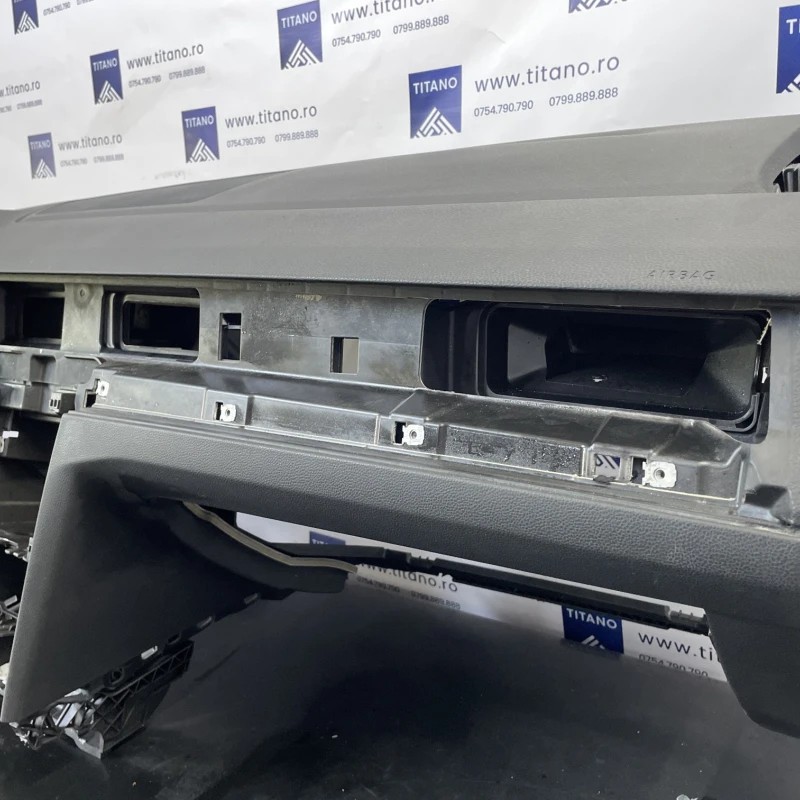 Plansa bord / Volkswagen Passat B8 2016 / Interior