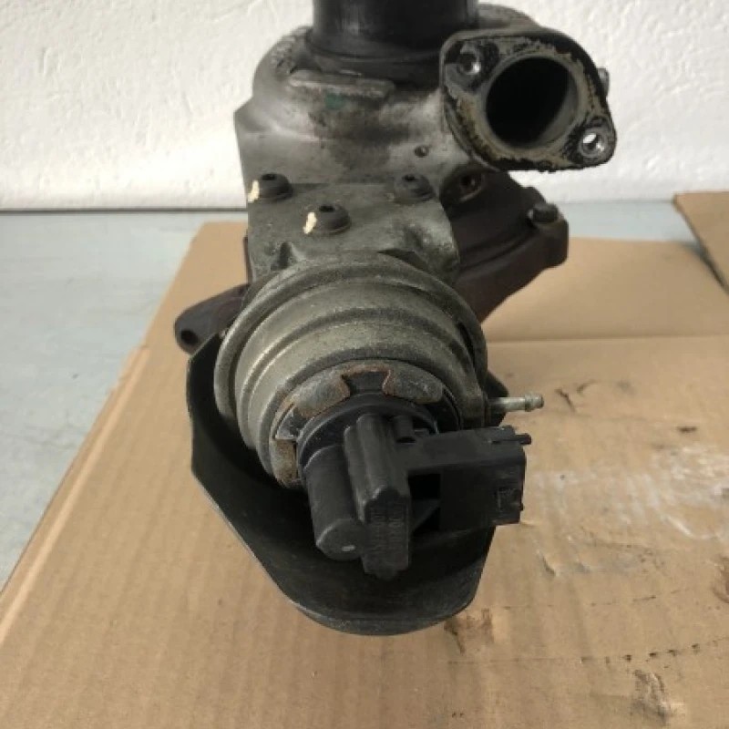 Turbosuflanta turbo turbina / Opel Insignia A 2009 / Motor, racire si evacuare