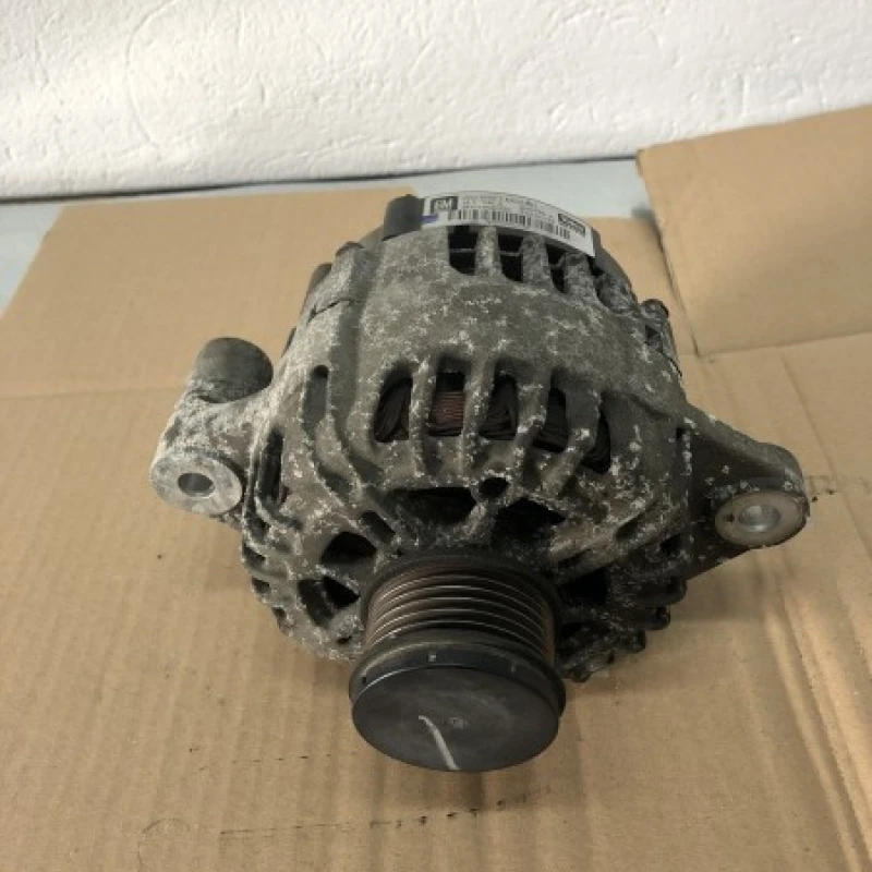 Alternator Opel 