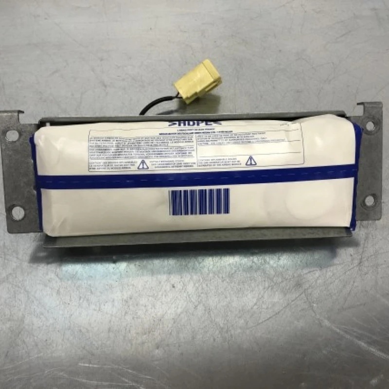 Airbag pasager / Nissan   2009 / Interior