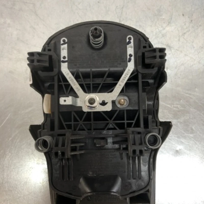 Airbag volan / Nissan   2009 / Interior