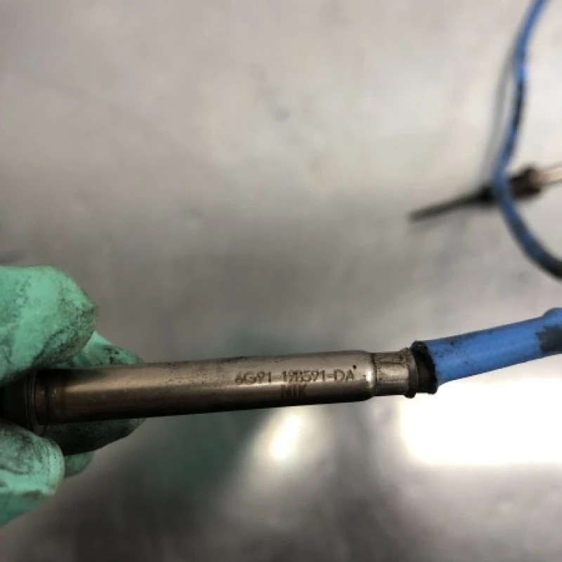 Senzor temperatura gaze evacuare / Ford Focus MK3 2011 / Audio si electronice