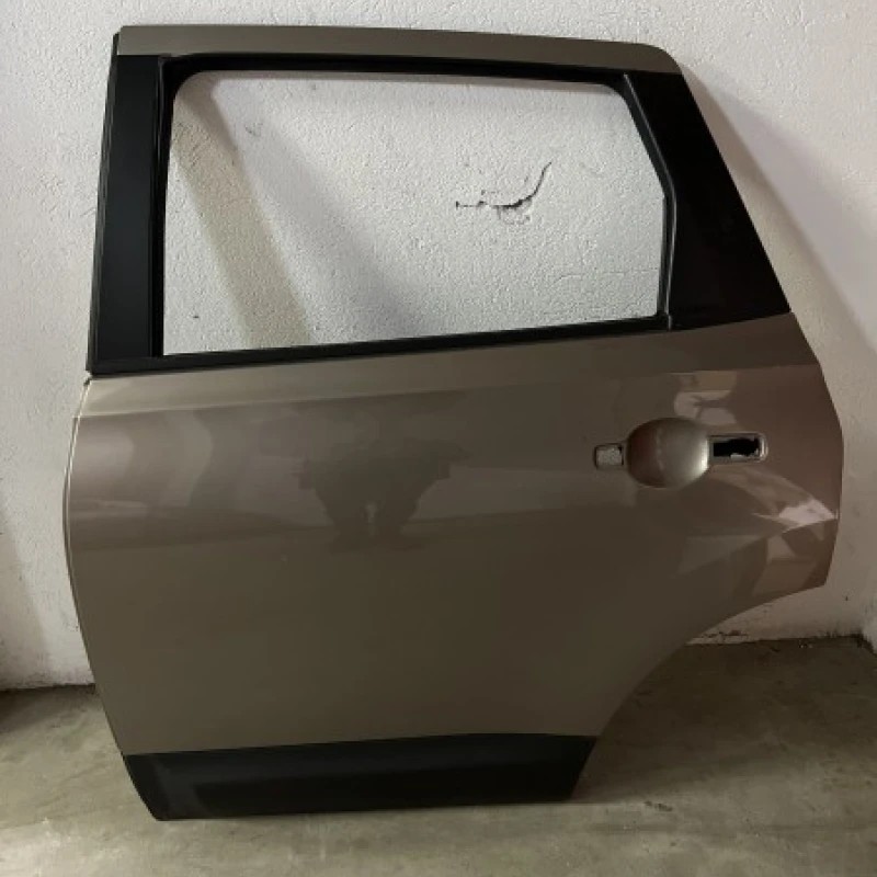 Usa stanga spate Nissan Qashqai J10 +2 2011