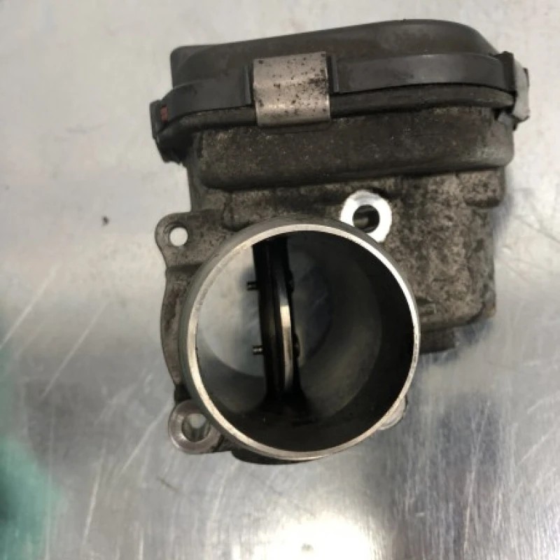 Clapeta de acceleratie / Ford Focus MK3 2011 / Motor, racire si evacuare