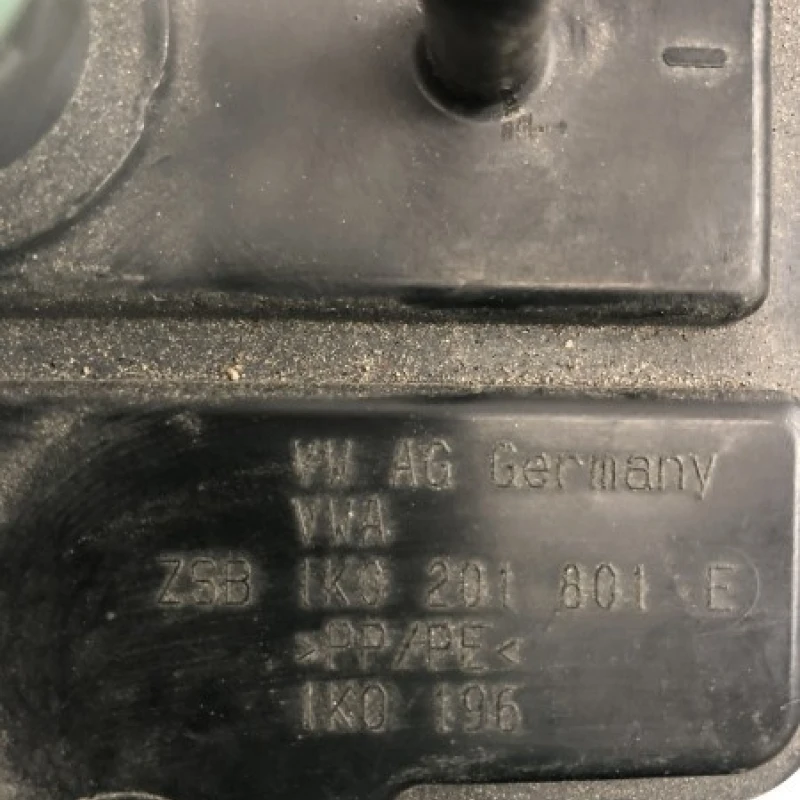Filtru carbon clima / Volkswagen Golf MK6 2011 / Climatizare