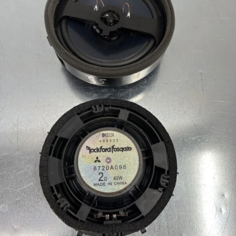 Boxa usa spate Mitsubishi Outlander Outlander 2011